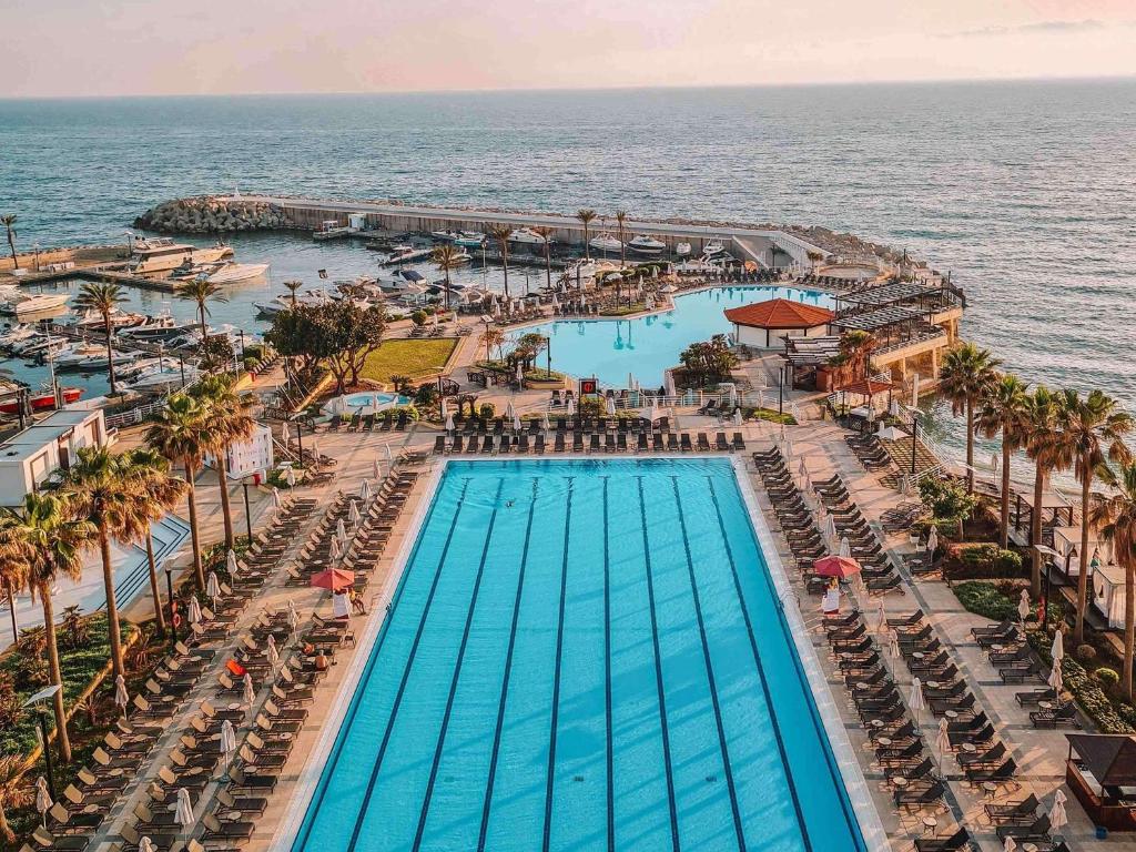 فندق موڤنبيك بيروت Mövenpick Hotel Beirut